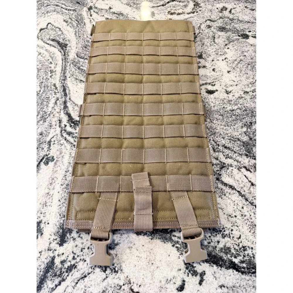 Vintage USMC Hydration System Carrier Coyote Brown‎ MOLLE Pouch MC-HP-MS-COY